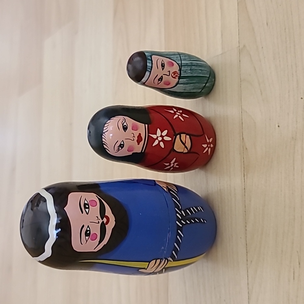 Matryoshka Wooden Set of 3 Nesting Doll Boxes Original Old Hand Crafted Painted